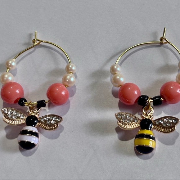 Glass Wine Charms, Bee themes Wine Charms, Glass Tags,Housewarming gift 4 charms - Picture 4 of 7